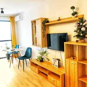 Hils Pallady Apartment Bucharest